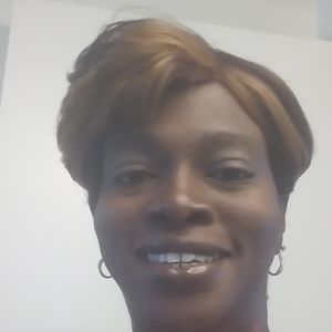 Meet your Posher, Latoya
